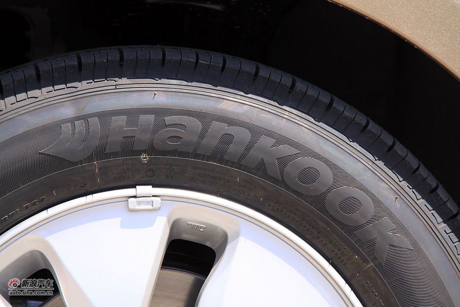 2011款起亚K2实拍