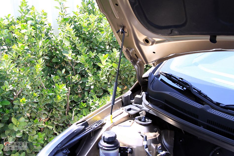 东风悦达起亚K2外观细节