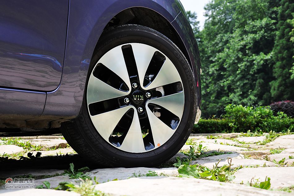 东风悦达起亚K2外观细节