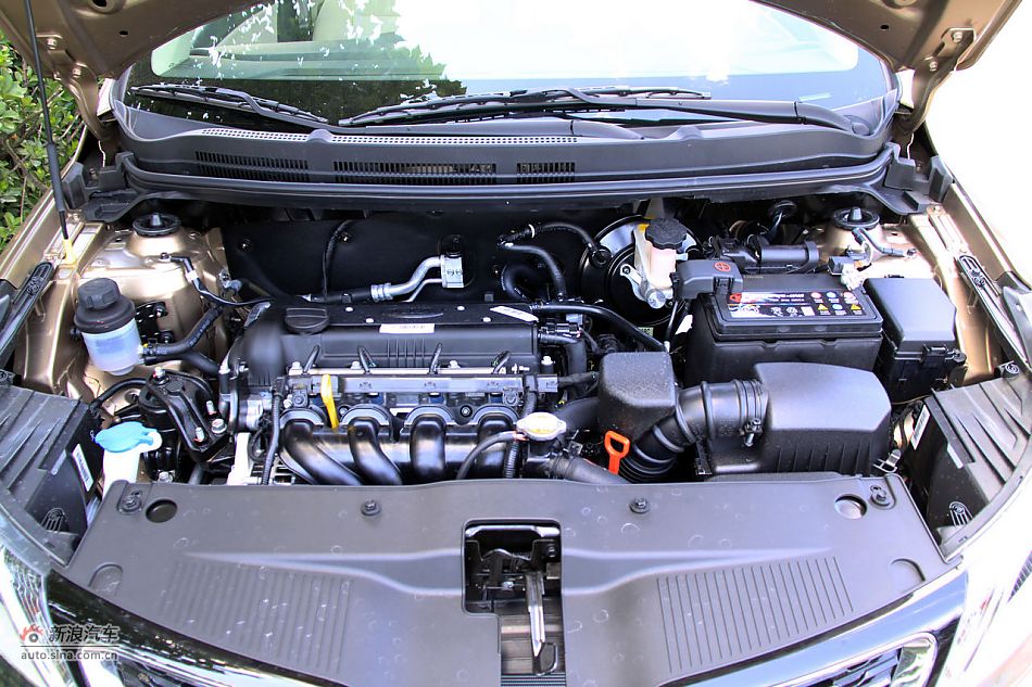 2011款起亚K2实拍