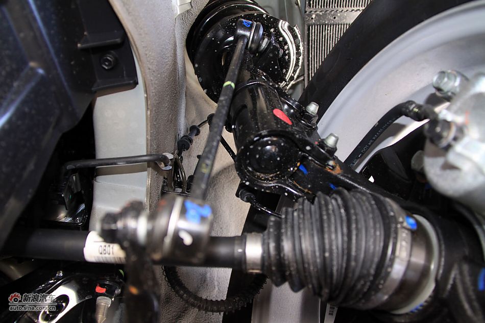 2011款起亚K2实拍