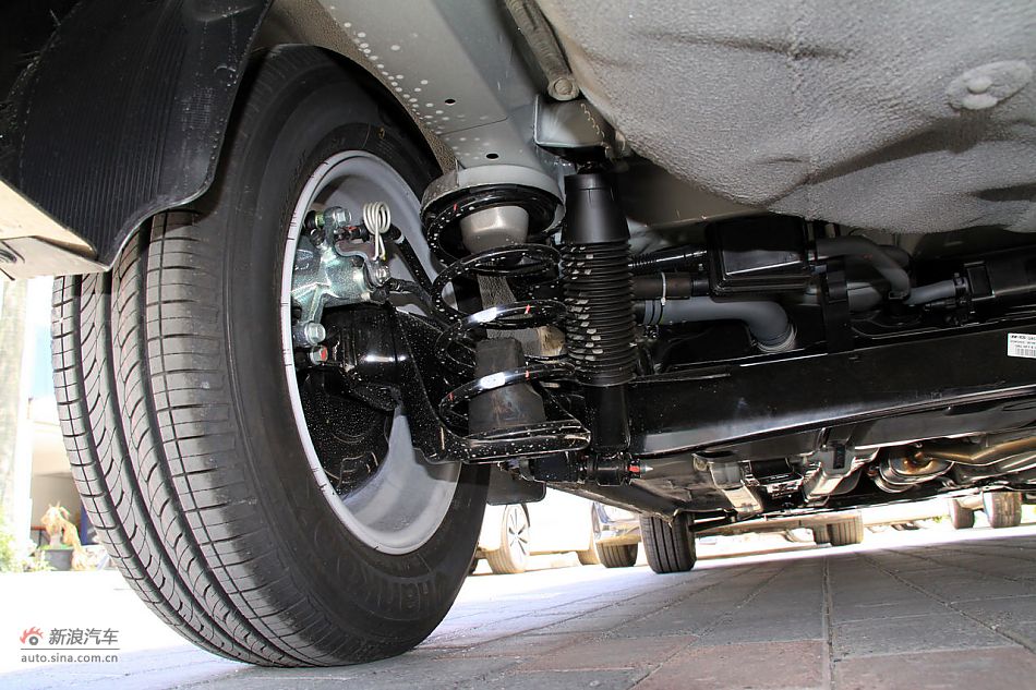 2011款起亚K2实拍