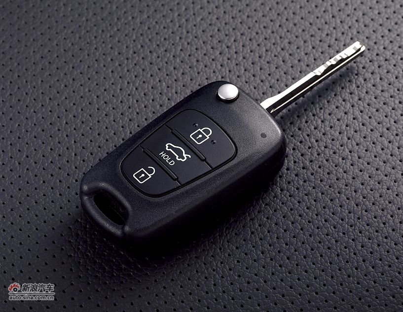 2011款东风悦达起亚K2