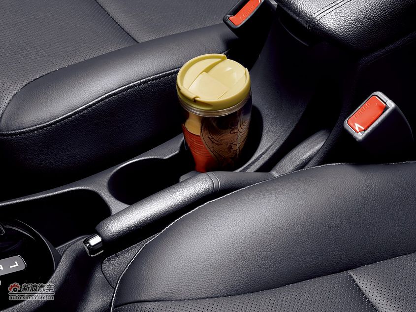 2011款东风悦达起亚K2