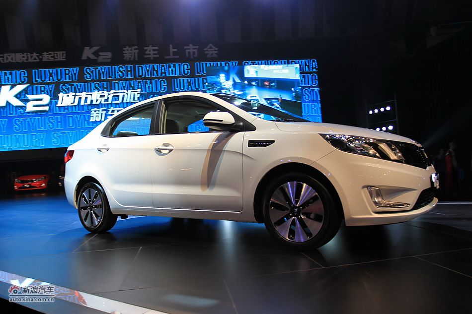 K2上市现场新车展示