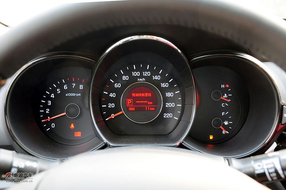 2012款起亚K2两厢实拍