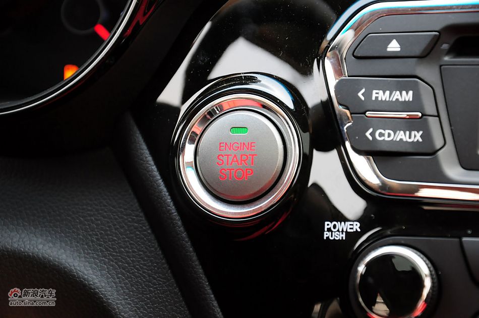 2012款起亚K2两厢实拍