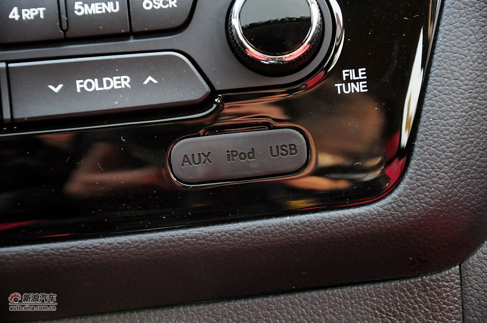 2012款起亚K2两厢实拍