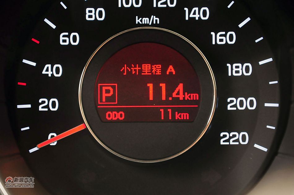 2012款起亚K2两厢实拍