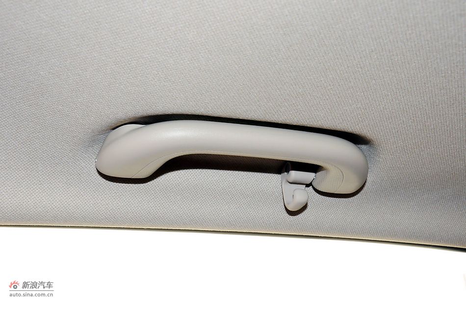 2012款起亚K2两厢实拍