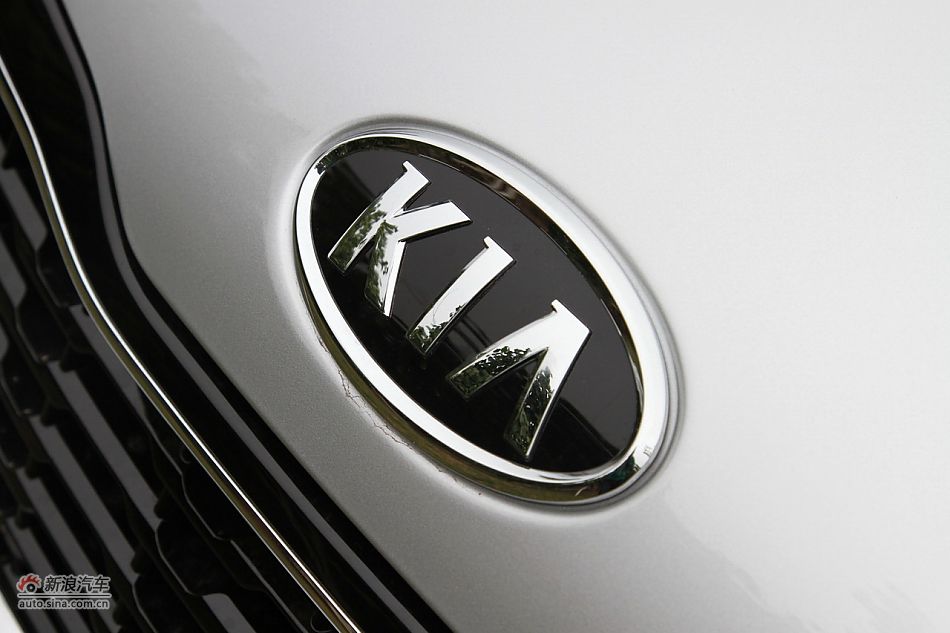 2012款东风悦达起亚K2 1.6L自动Premium两厢