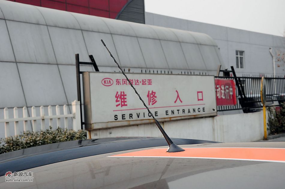 2012款起亚K2两厢实拍