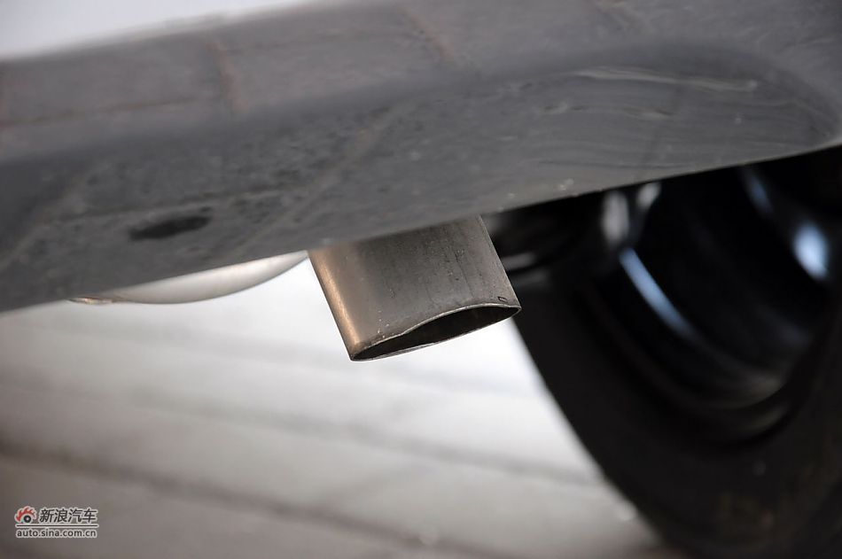 2012款起亚K2两厢实拍