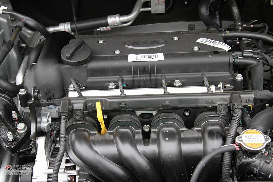 2012款东风悦达起亚K2 1.6L自动Premium两厢