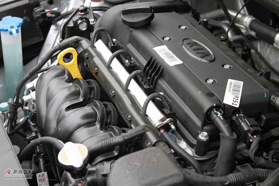 2012款东风悦达起亚K2 1.6L自动Premium两厢