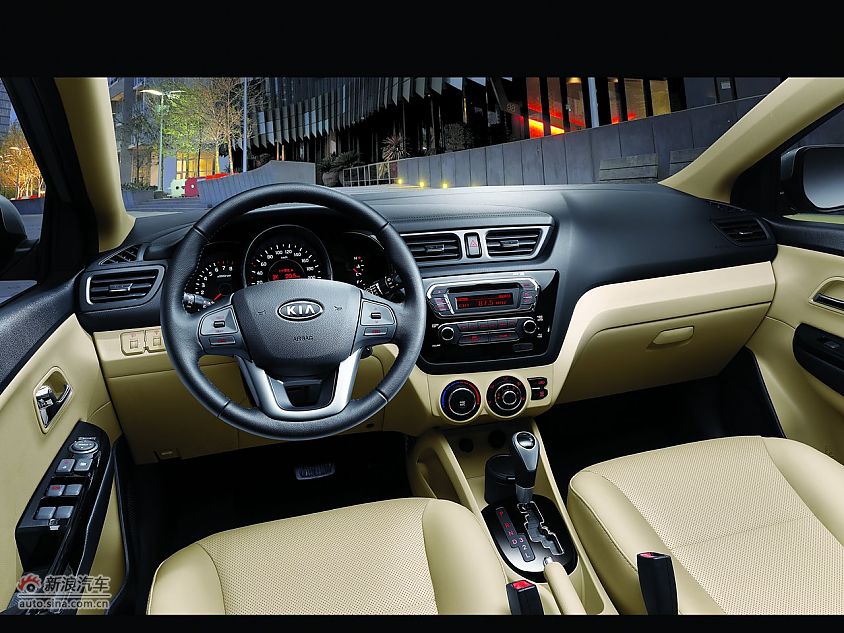 2012款起亚K2官图