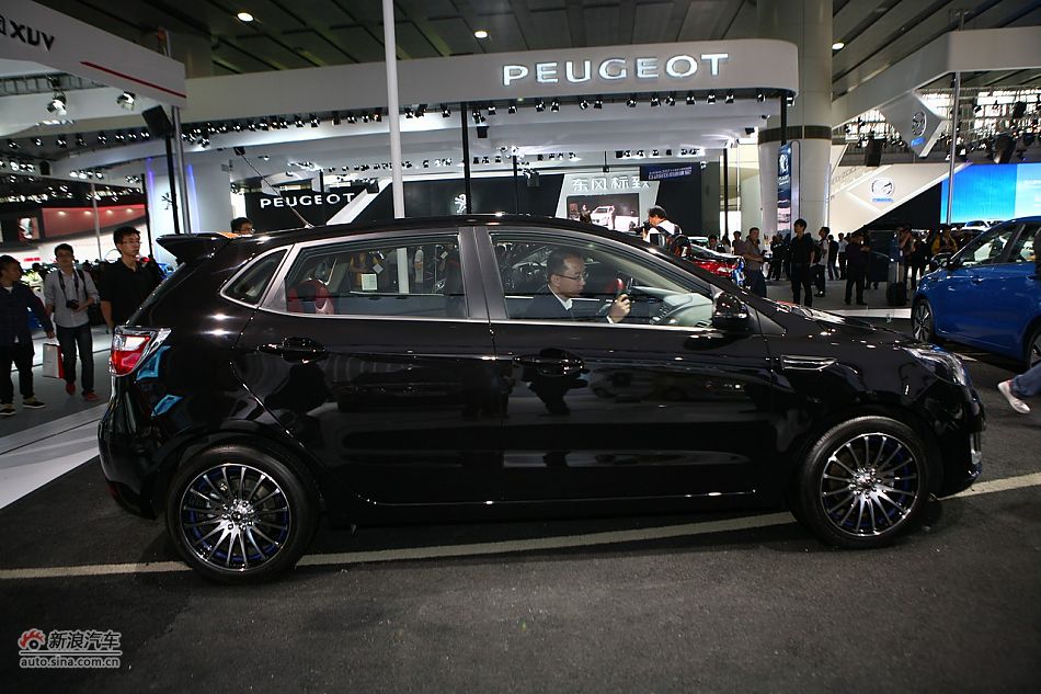 东风悦达起亚K2 Sport