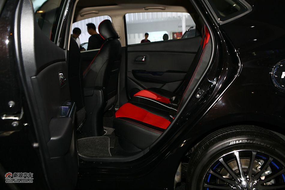 东风悦达起亚K2 Sport