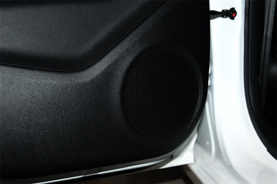 起亚K2 2012款 三厢1.4L MT GLS 纪念版 空间