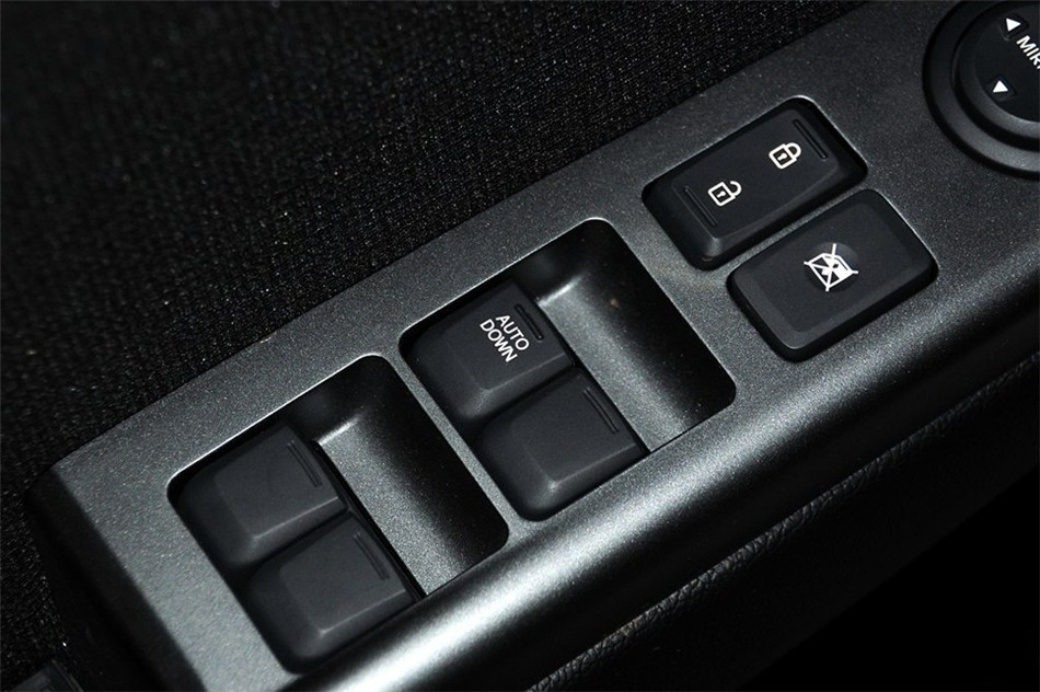 K2 2012 1.4L MT GLS  ռ