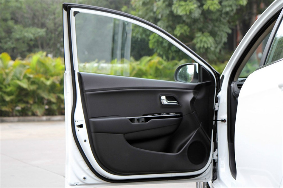 K2  2012 1.6L AT Premium ռ