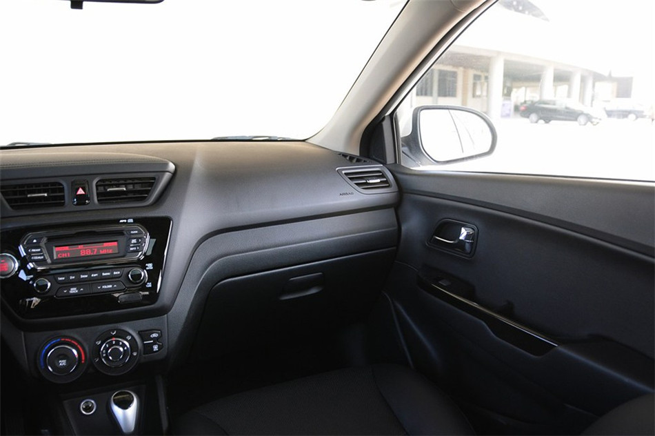 K2  2012 1.6L AT Premium 