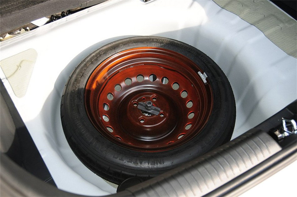 K2 2012 1.6L AT Premium ϸ