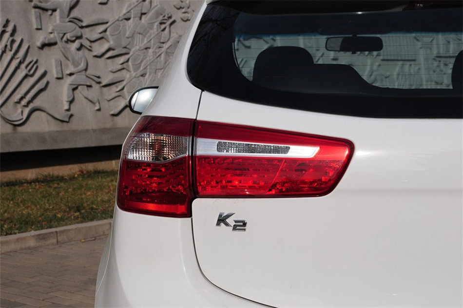 K2 2012 1.6L AT Premium ϸ