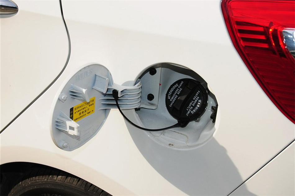 K2 2012 1.6L AT Premium ϸ