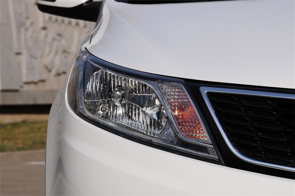 K2 2012 1.6L AT Premium ϸ