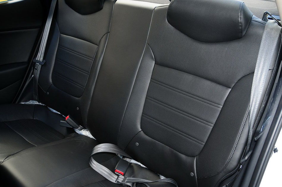 2015  1.6L AT Premium οռ