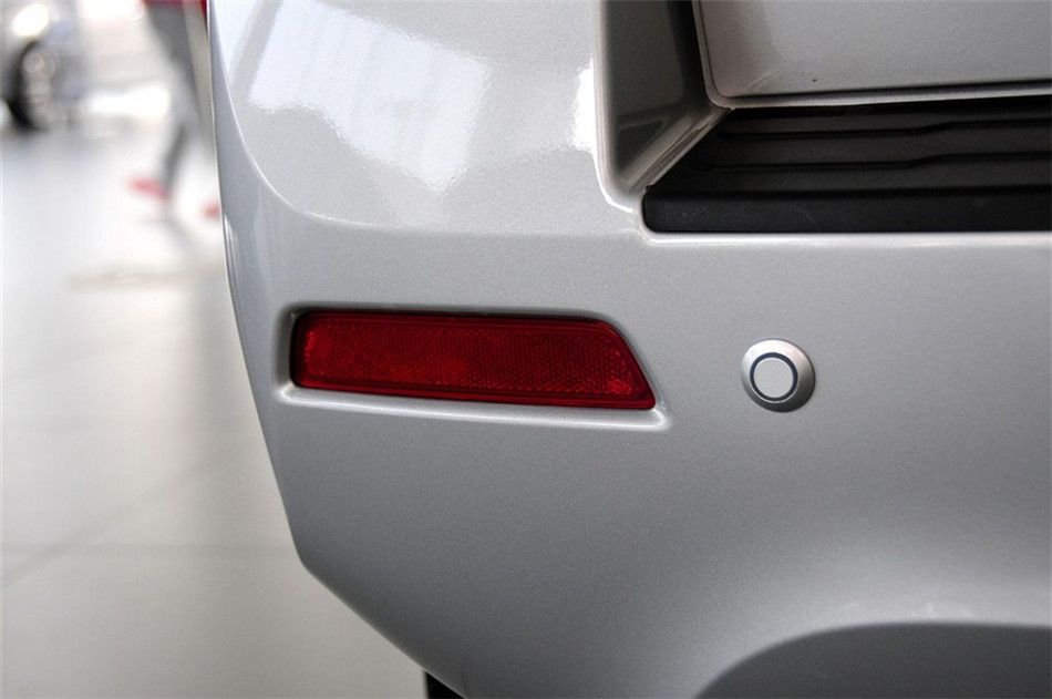 2013款途胜2.0L两驱手动时尚型