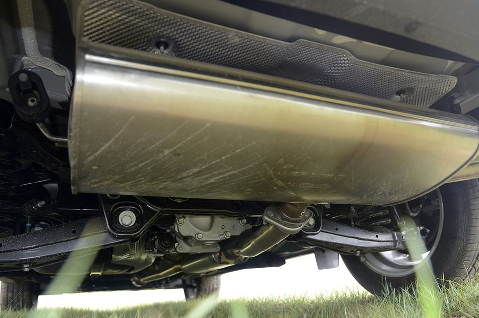 2015款 2.0T 自动四驱智能型 5座 引擎底盘