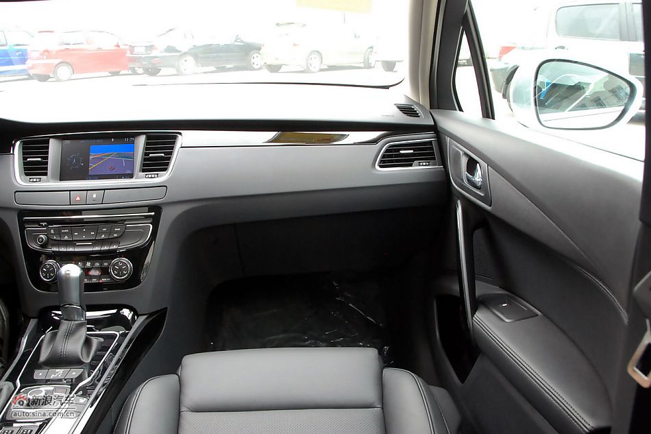 2011款标致508实拍