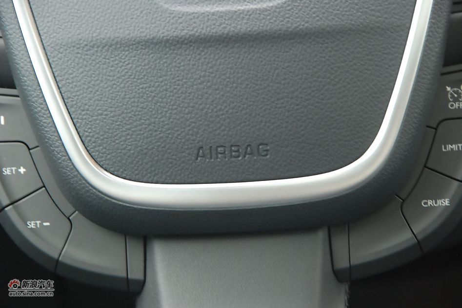 2011款标致508实拍