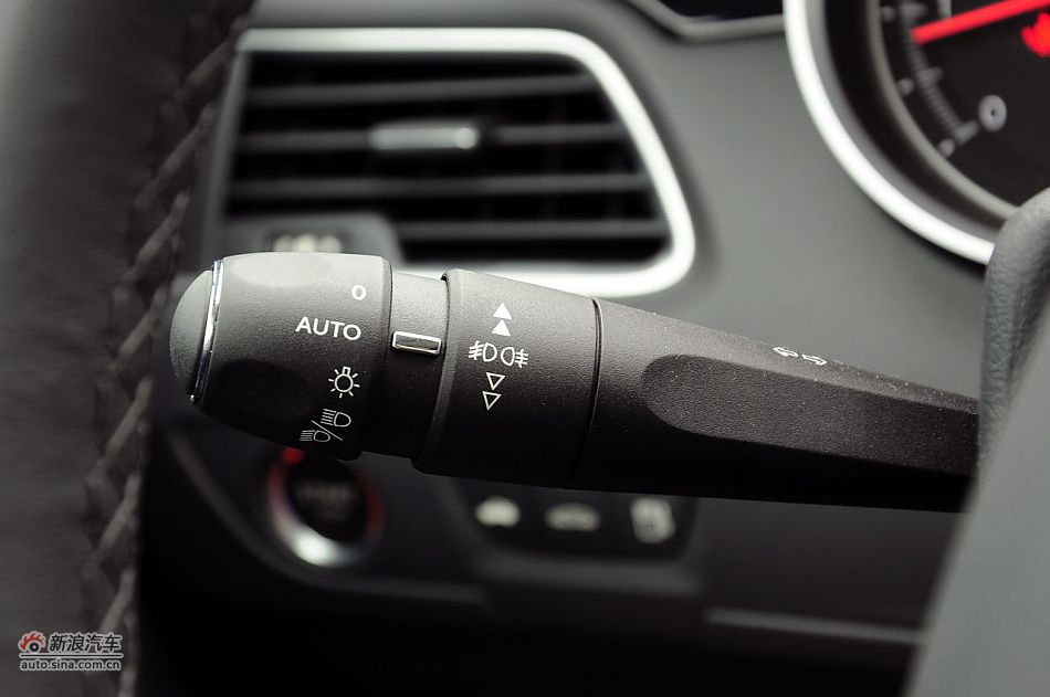 2011款标致508实拍