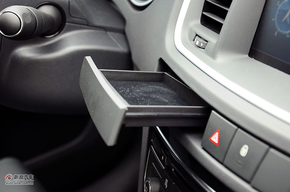 2011款标致508实拍