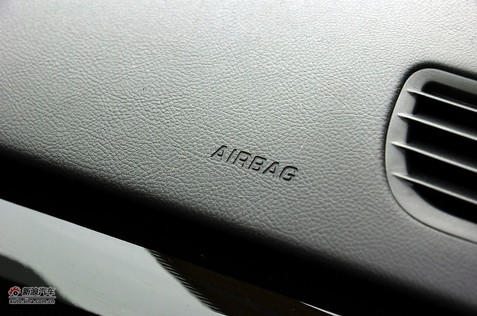 2011款标致508实拍