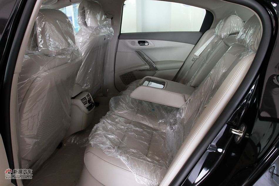 2011款标致508 2.3L自动豪华版