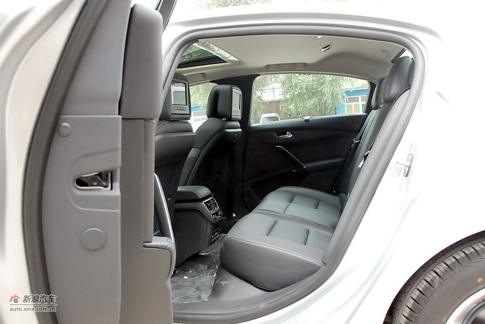 2011款标致508实拍