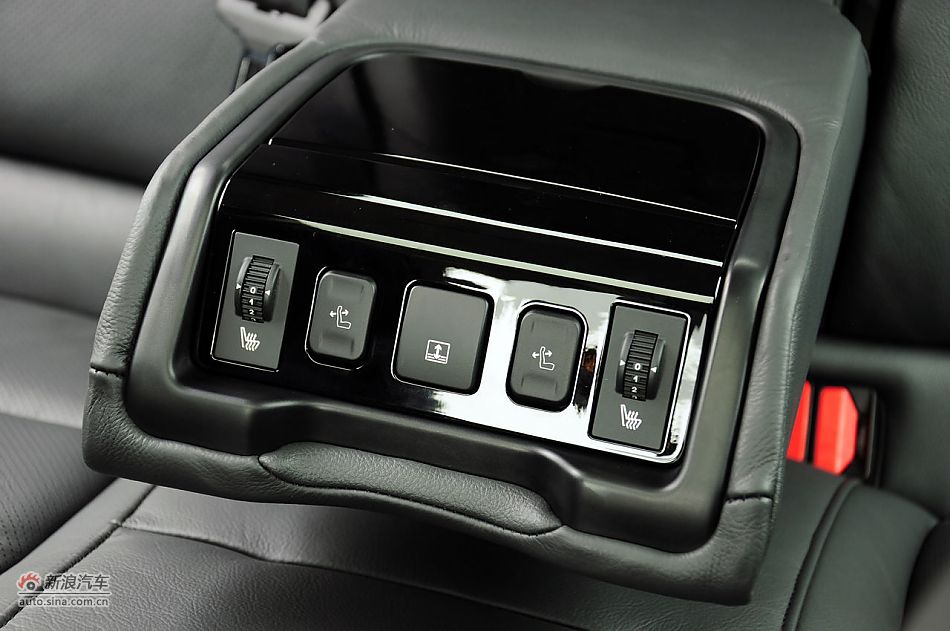 2011款标致508实拍