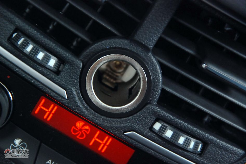 2011款标致508实拍