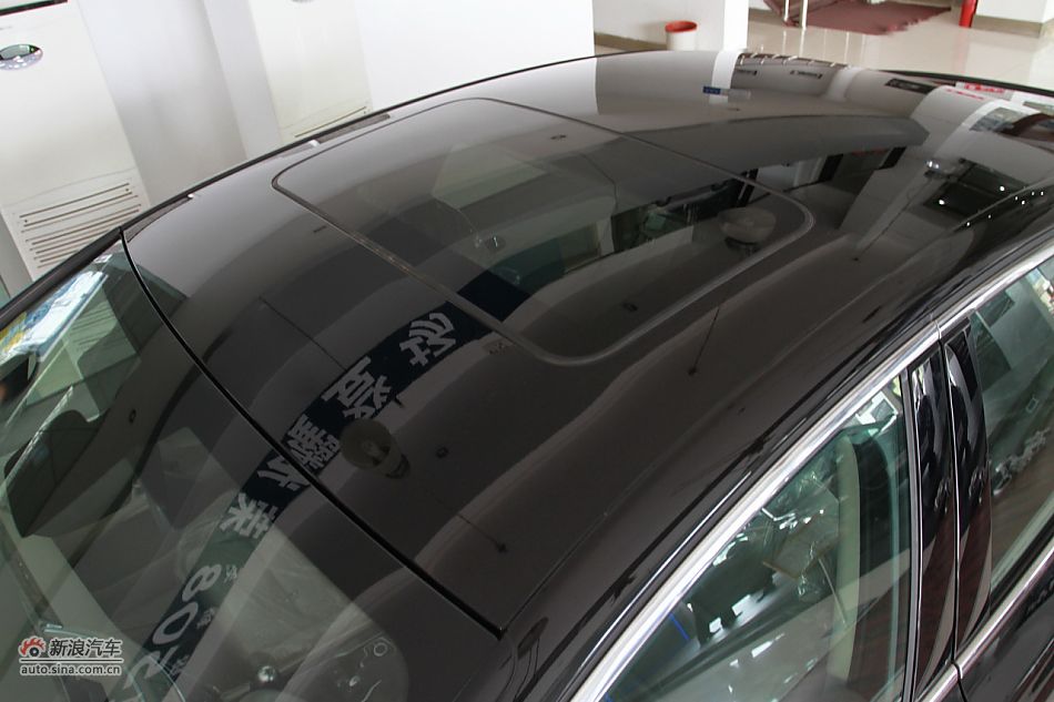 2011款标致508 2.3L自动豪华版