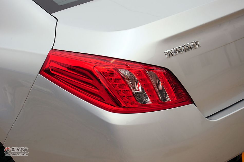 2011款标致508实拍