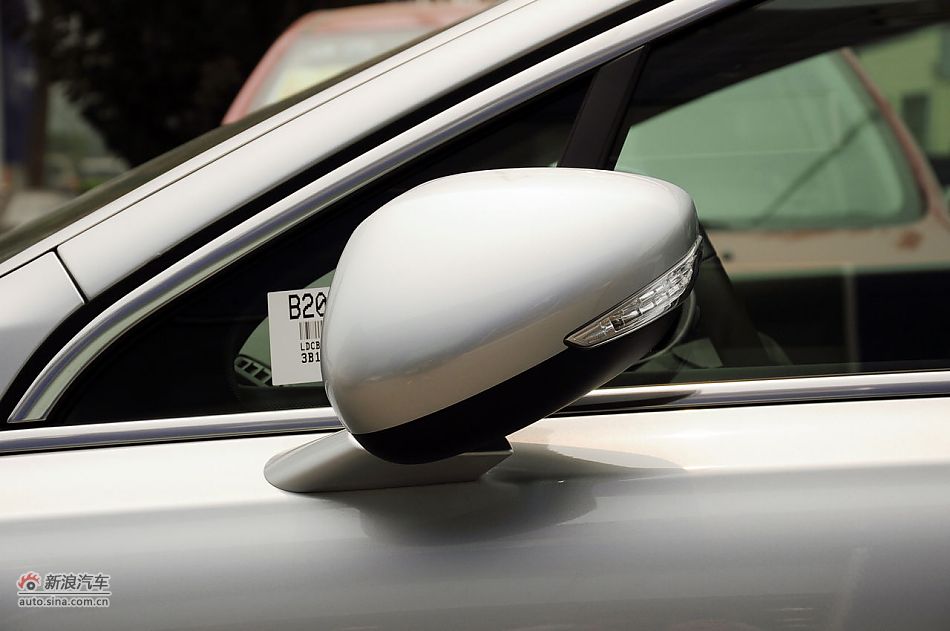 2011款标致508实拍