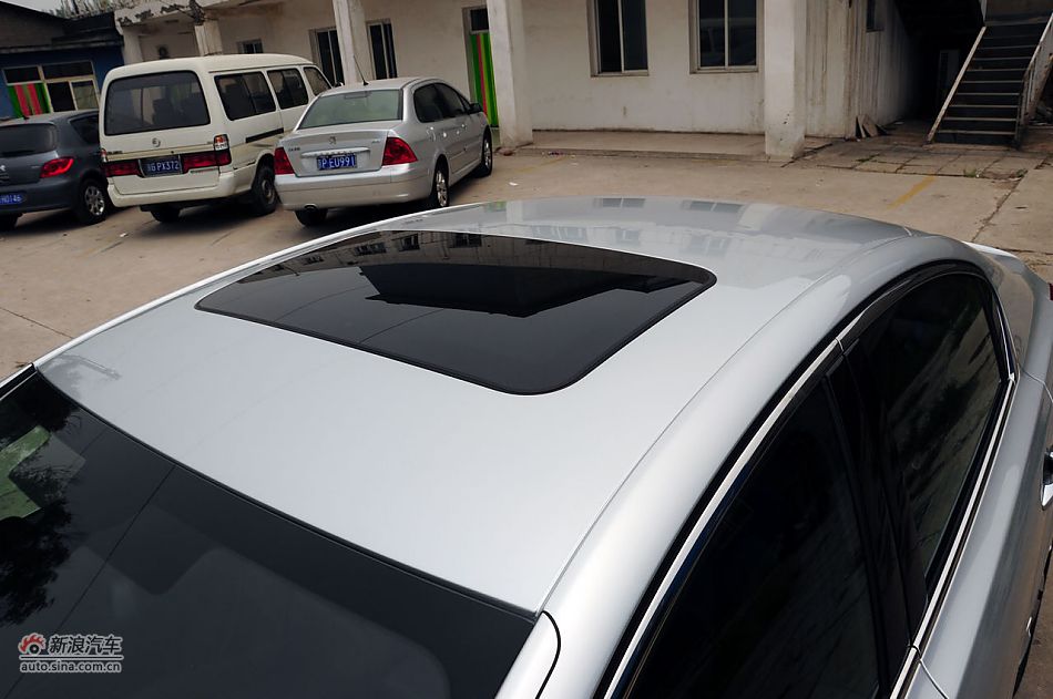 2011款标致508实拍