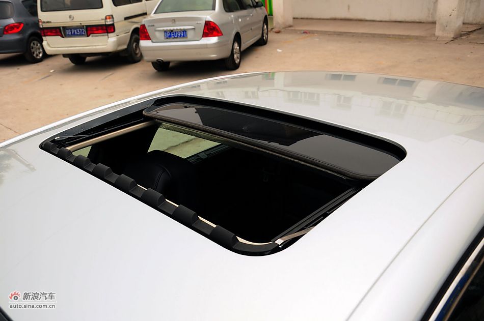 2011款标致508实拍