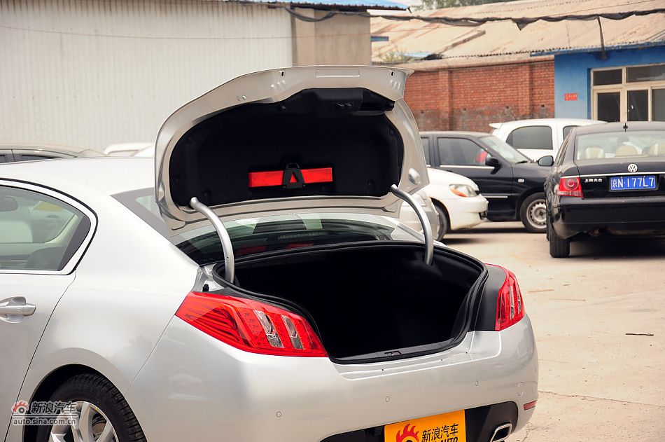 2011款标致508实拍