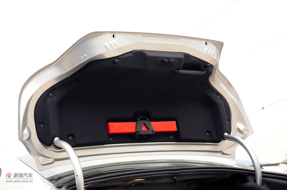 2011款标致508实拍