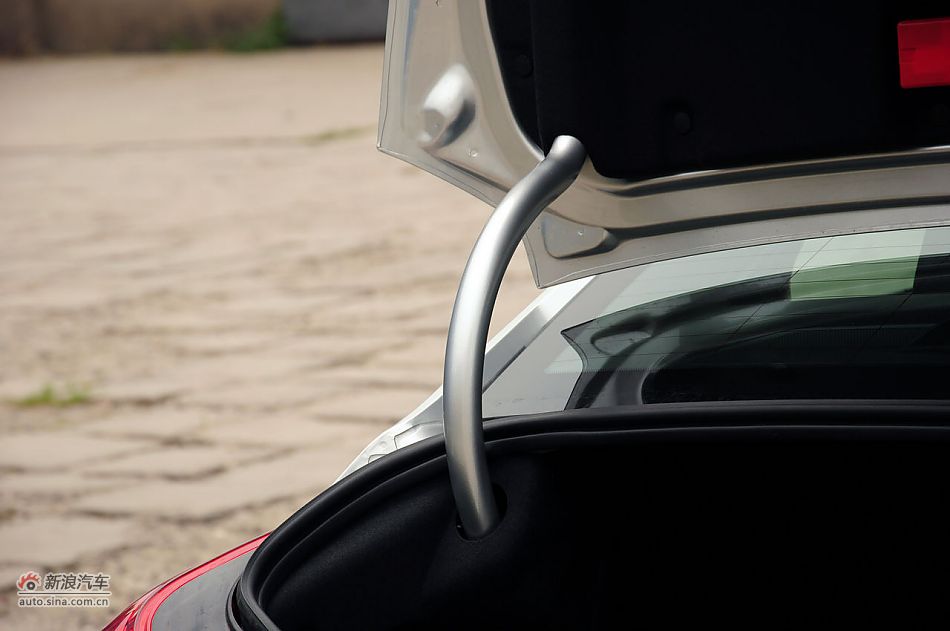 2011款标致508实拍